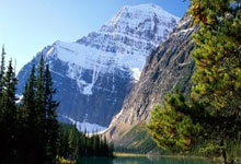 阿尔梅里亚客场遭遇败局，降级形势严峻